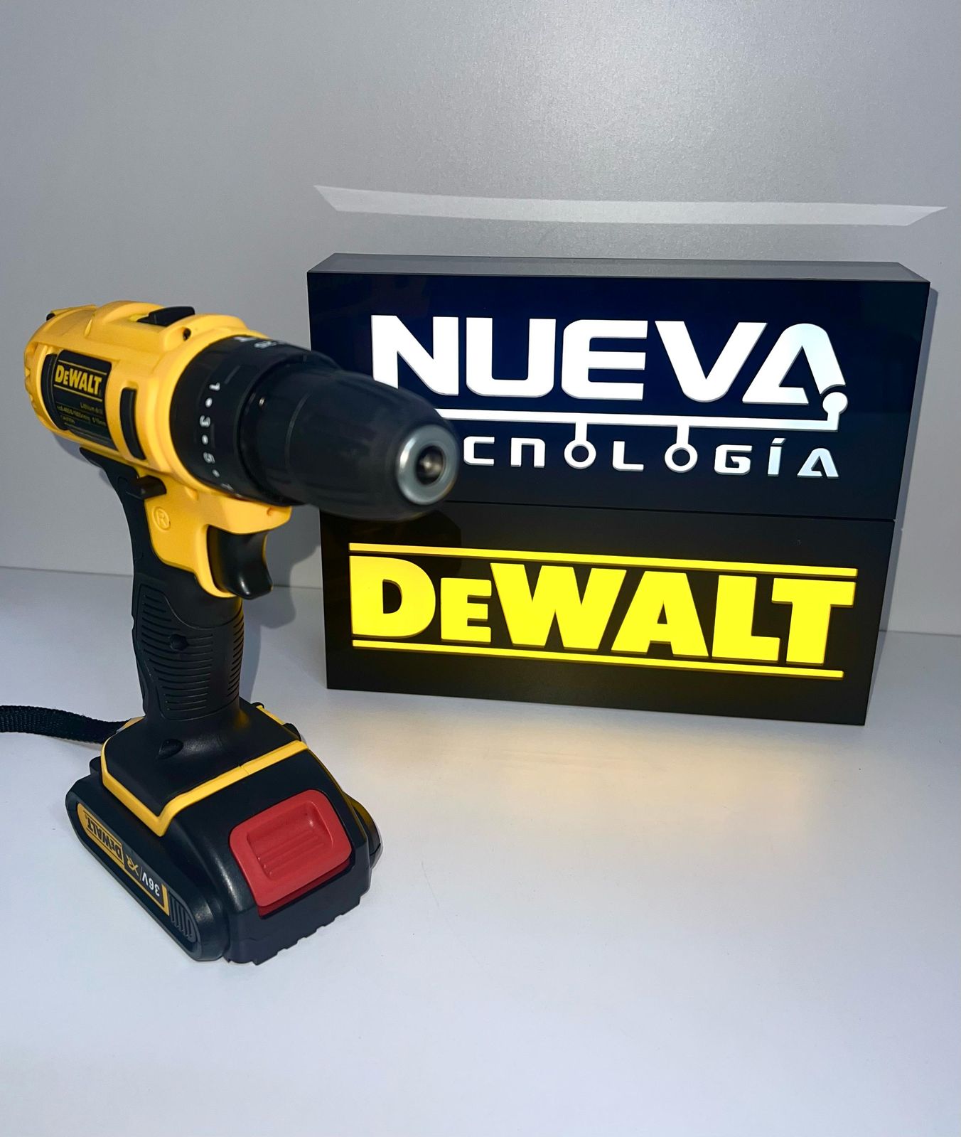 Combo Taladro Dewalt + Herramienta